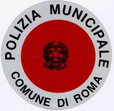 Roma, scarpe tossiche sequestrate all’Esquilino