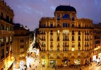 Barcellona: Cappellini “riempie” di pelle l’Ohla Hotel