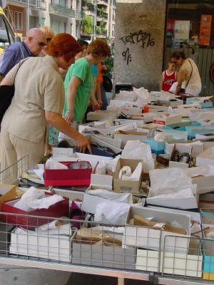Treviso, la polizia sequestra scarpe irregolari, forse tossiche