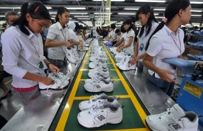 Cina, il governo ordina di ridurre la produzione