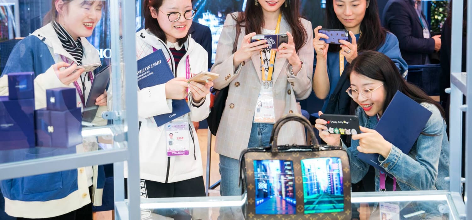 LVMH spiega Tiffany e perché crede in pellicce e made in Italy