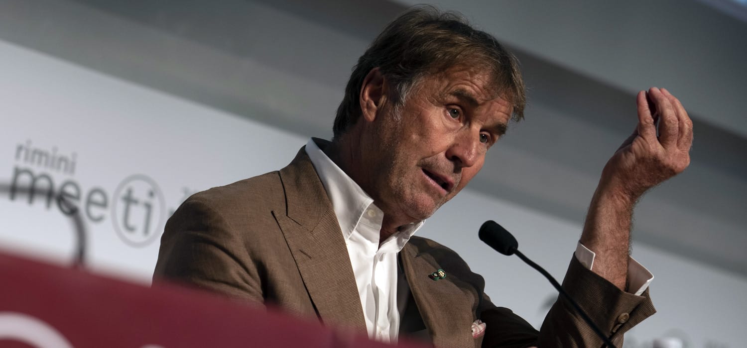 La Fase 2 di Brunello Cucinelli prevede lavoro e relazione fisica