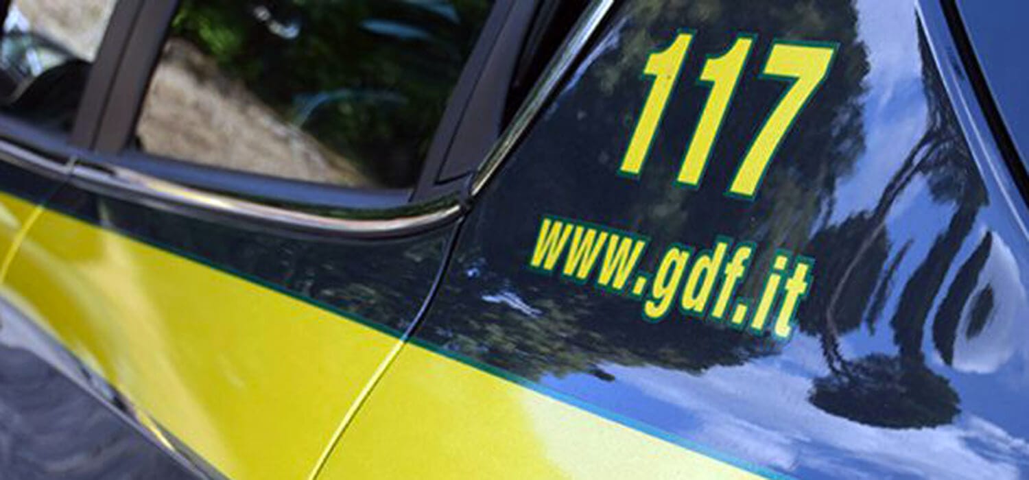 La banda delle borse fake: il Riesame rivede le ipotesi di reato