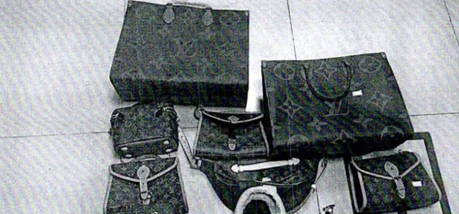 Producono Vuitton fake, incassano 15,4 milioni: 40 arresti in Cina