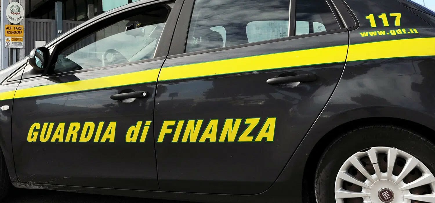 Caporalato e bancarotta in pelletteria, 2 arresti a Campi Bisenzio