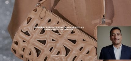 Burberry ha un nuovo CEO: è Jonathan Akeroyd (ora in Versace)