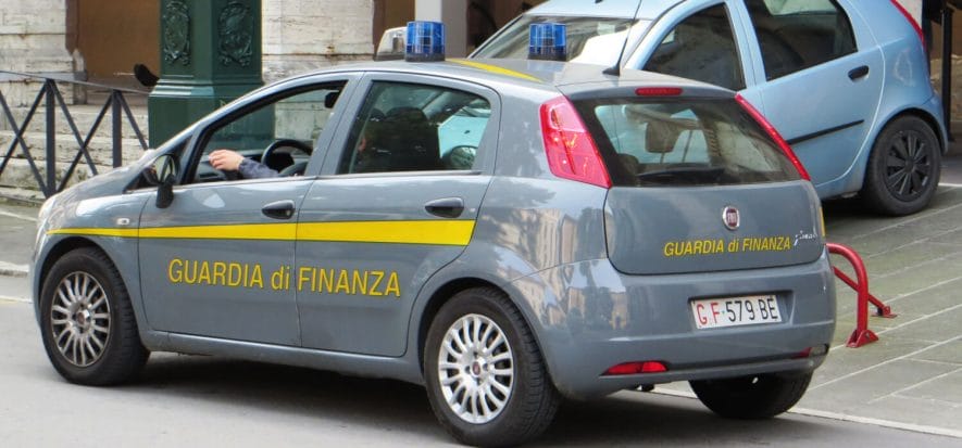 Arezzo, GdF sgama calzaturificio fantasma da 1 mln di fatturato