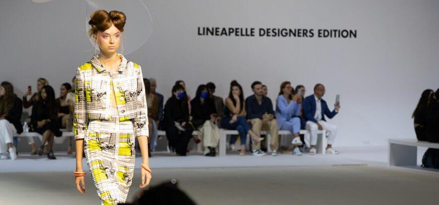 Tutto in pelle: Francesca Liberatore apre le sfilate a Lineapelle