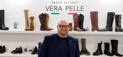 MNG punta sulla regola del 3: 3 segmenti, 3 materiali, 3 prezzi