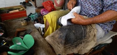 Bata e non solo: ondata di licenziamenti sulla scarpa indonesiana