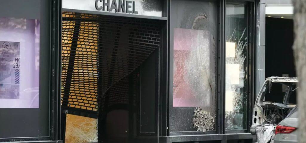 Crime raise the bar: millionaire hits at Bulgari and Chanel