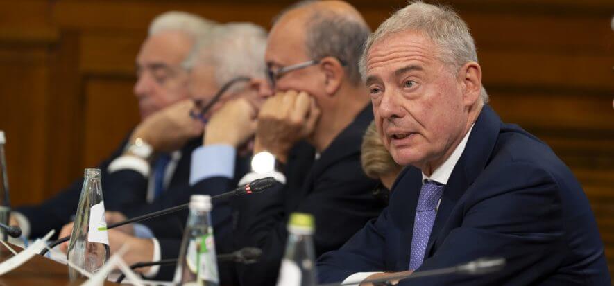 Made in Italy sotto attacco: Urso chiama Della Valle e convoca tavolo