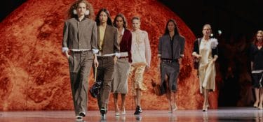 Analysts' bets after runway debuts